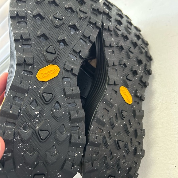 Sturdy Merrell Water Shoes - Picture 5 of 5